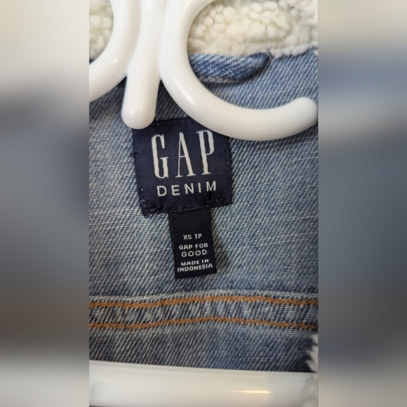 Gap Denim Jean Jacket Sherpa Trim size XS - Picture 4 of 5